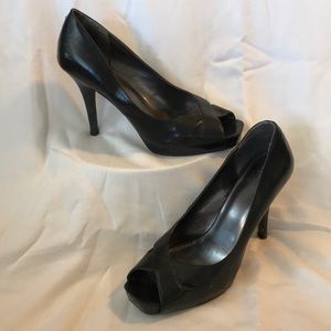 Mossimo Black peep toes